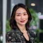 探花社区内容运营总监苏梦瑶，活泼女性形象，内容创作与社区运营专家